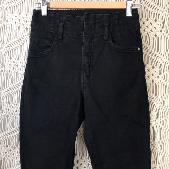 Bershka high waisted black denim Sz US 4 jeans - Picture 3 of 9